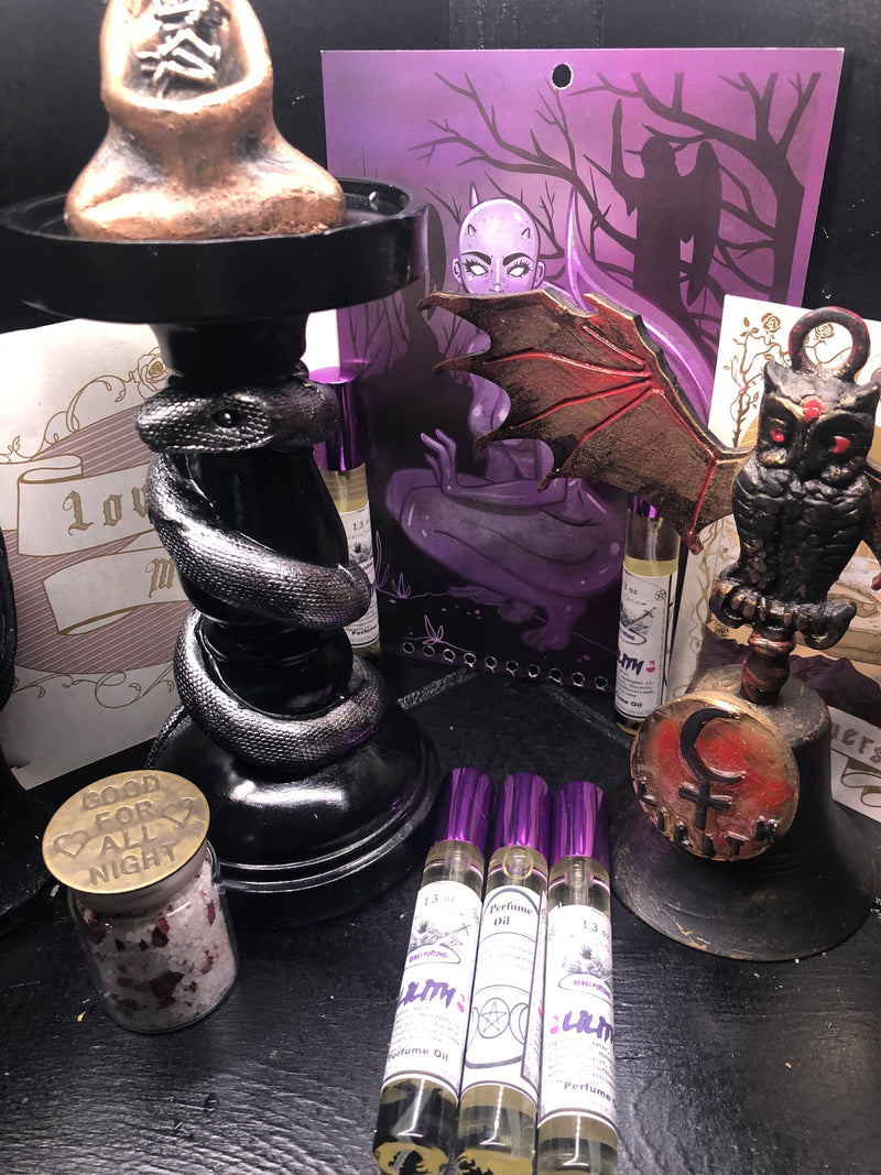Lilith perfume oil