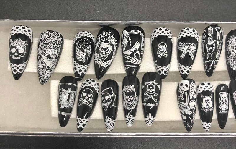 Skulls press on nails gift present goth horror